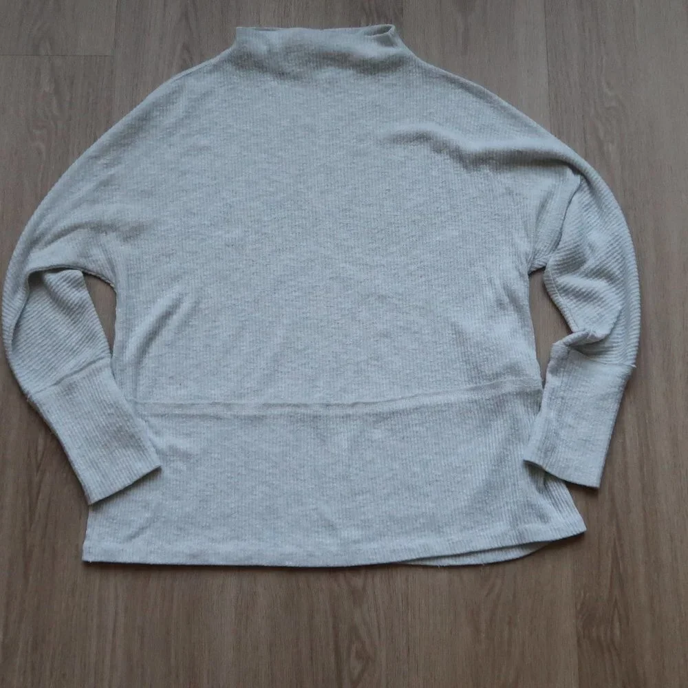 Anthropologie Eri +Ali Sweater Holdrege Heathered Grey Ribbed Knit Size Medium - Picture 4 of 7